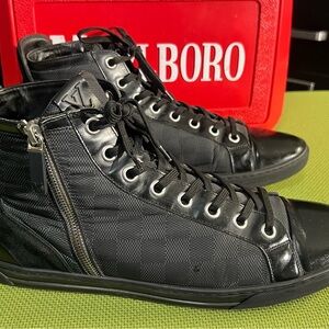 Louis Vuitton Mens Shoes Size 9.5 High top Sneakers